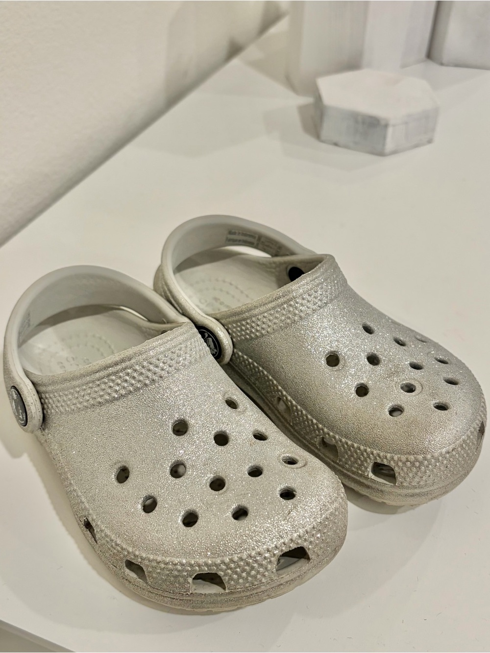 Girls toddler 9 Silver Glitter CROCS